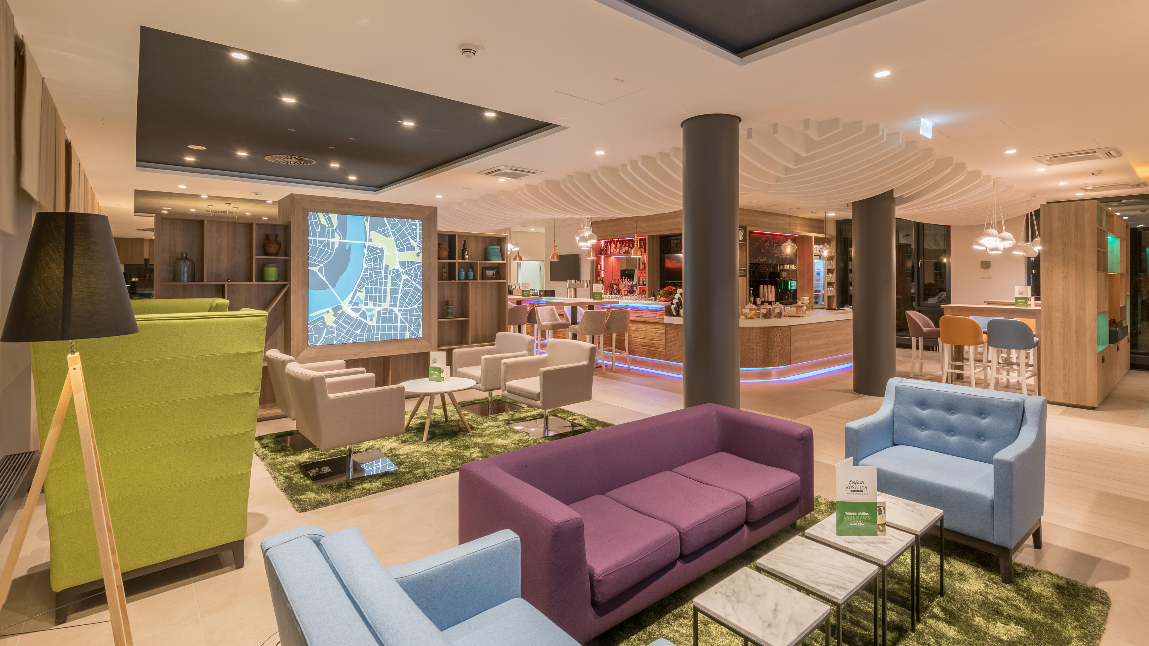 – Toulouser Allee, An Ihg Düsseldorf